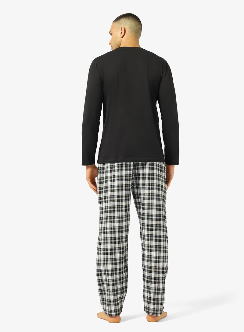 Seventy Five Printed Long Sleeve T-Shirt And Checked Pyjamas Set - Image 2